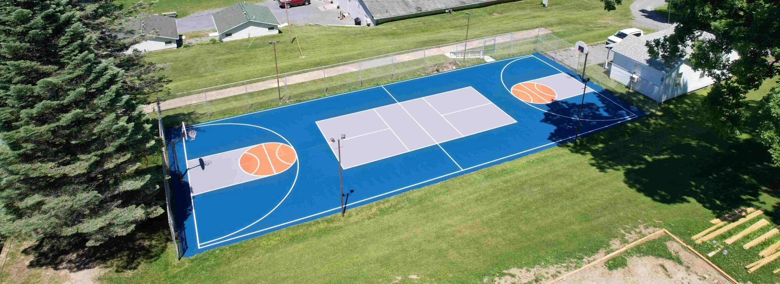 Sơn lại sân bóng rổ - pickleball cao cấp 8 lớp sơn có 10% Hạt Cao Su TopSports trên nền ciment